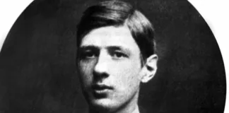 Charles de Gaulle : Photos Rares et Inédites de Ce Héros Français